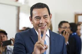 과테말라의 개그맨 모랄레스가 대통령이 된 사연: 국민의 선택이 그로 향한 까닭은?