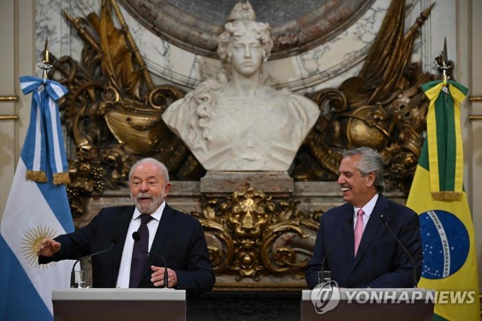 브라질과 아르헨티나, 남미 공동 통화 개발 추진하기로