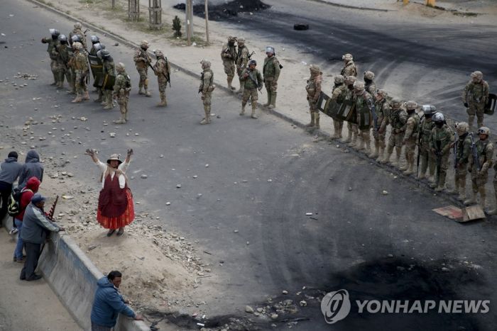 출구 안보이는 볼리비아 위기…親모랄레스 시위대 3명 추가 사망