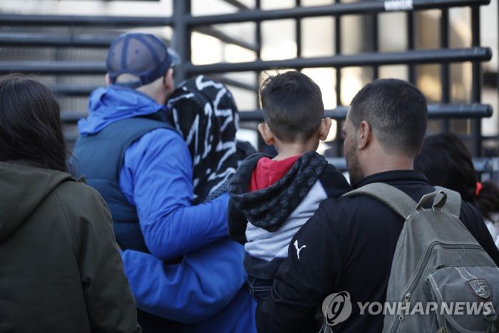 멕시코 국경도시서 캐러밴 속한 온두라스 10대 2명 피살