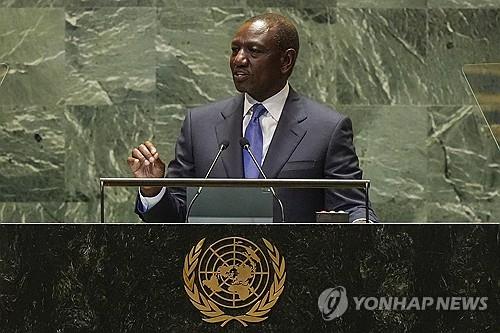 케냐 대통령 "다국적 경찰 아이티 배치 내년 1월 완료"