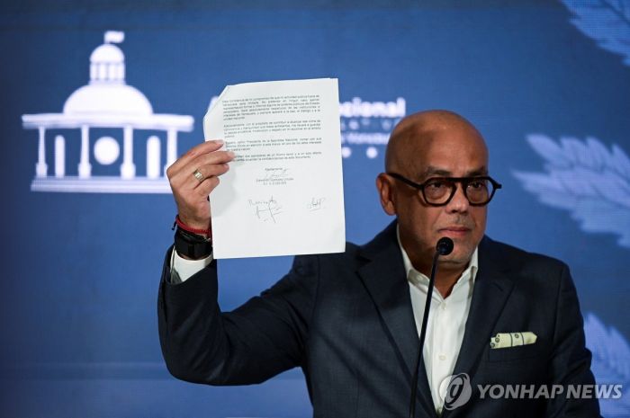 '마두로 대선승리 인정' 베네수엘라 野후보 서명 서한 논란