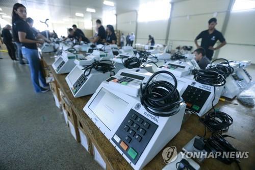브라질 대선 전자투표 감독에 군경 참여할 듯…헌정사상 처음