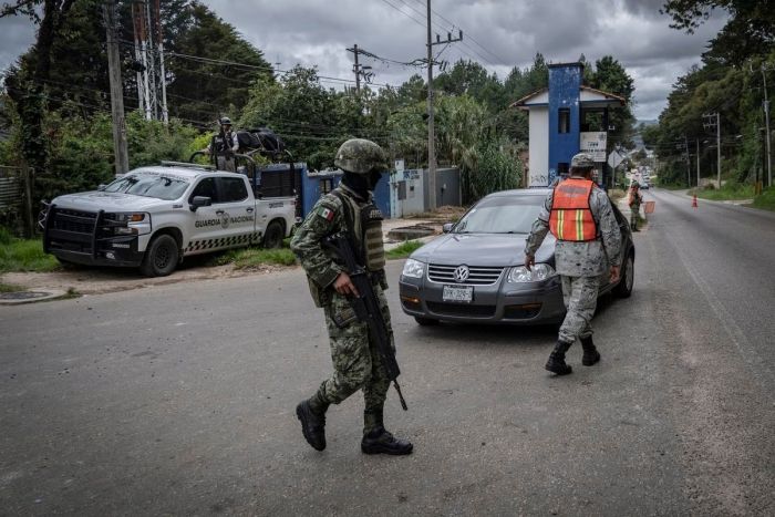 López Obrador critica la “propaganda” del narco de…