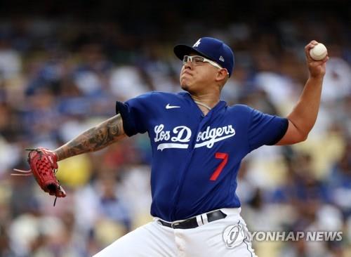 '가정폭력' 전 다저스 투수 우리아스, 중범죄 기소 면했지만…