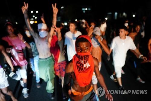 "美, 쿠바 허리케인 피해복구에 인도적 지원 검토"