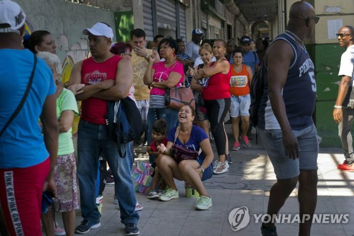 쿠바, 美제재·베네수엘라 원유지원 감소에 '휘청'…절전 독려