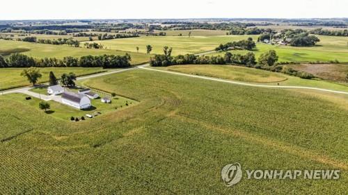 중국의 '옥수수 공격'…수입선 미국서 브라질로 바꾼다