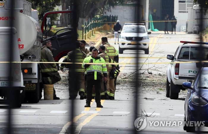 80㎏ 폭탄車 콜롬비아 경찰학교서 '쾅'…"10명 사망·65명 부상"(종합2보)