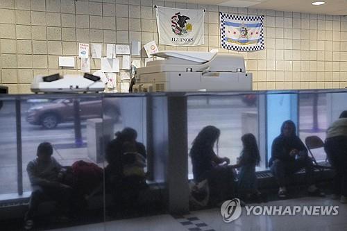 다른 도시는 안받겠다는데…美세인트루이스 "불법이주민 환영"