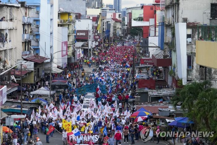 중남미 '물가 시위' 도미노… 페루·에콰도르 이어 파나마까지