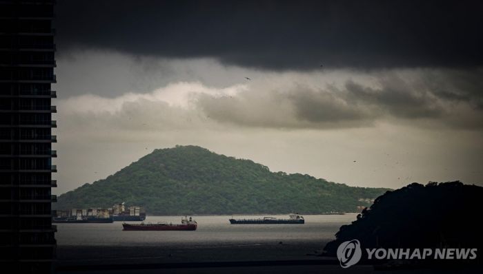 가뭄 탓 병목현상 빚었던 파나마 운하 "10월께 정상화"