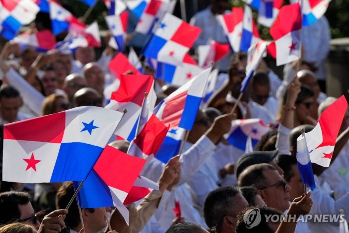 파나마 운하 이양 25주년 기념식…"영원히 파나마의 것"