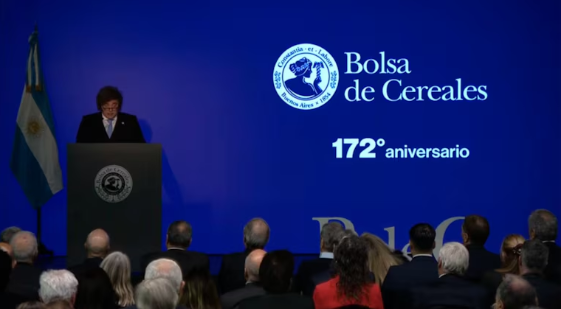 Javier Milei anunció una baja en las retenciones p…