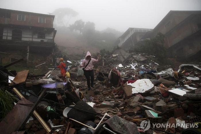 체감 62도 폭염 뒤 300㎜ 폭우…극심한 기상이변 브라질 강타(종합)