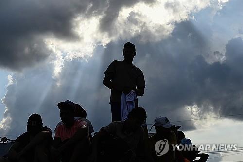 콜럼비아 북부서 반군 간 충돌격화…"최소 80명 사망"
