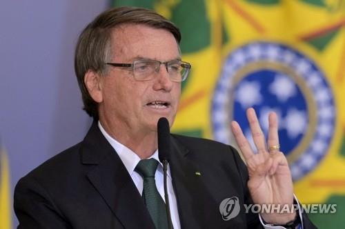 브라질 대통령, 내부반발에도 軍출신 러닝메이트 지명 강행 시사