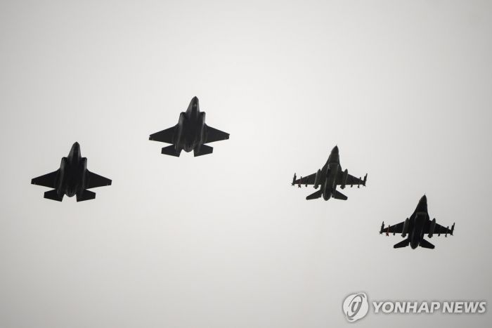 전투기 구매 표류 끝에…아르헨, 덴마크서 중고 F-16 사기로