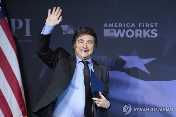 트럼프 따라하는 아르헨티나 밀레이…"세계보건기구 탈퇴"