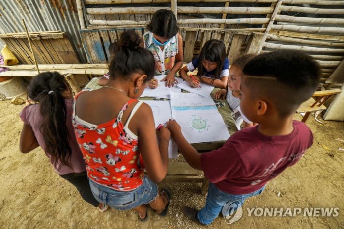 "우리가 쌀까지 보낸 나라였는데"…에콰도르 유력지 한국 조명