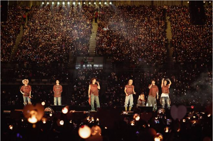 방탄소년단, '멕시코' 흔들다…'아리랑' 투어 15만 관객 동원