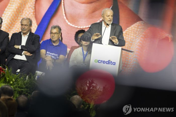 룰라, 러시아 브릭스회의 참석 취소…"머리 뒷부분 다쳐 치료중"