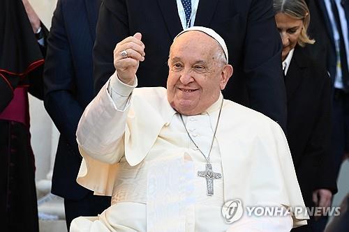 [교황 선종] 모국 아르헨티나서 빈곤 문제 비판…대통령과 대립도