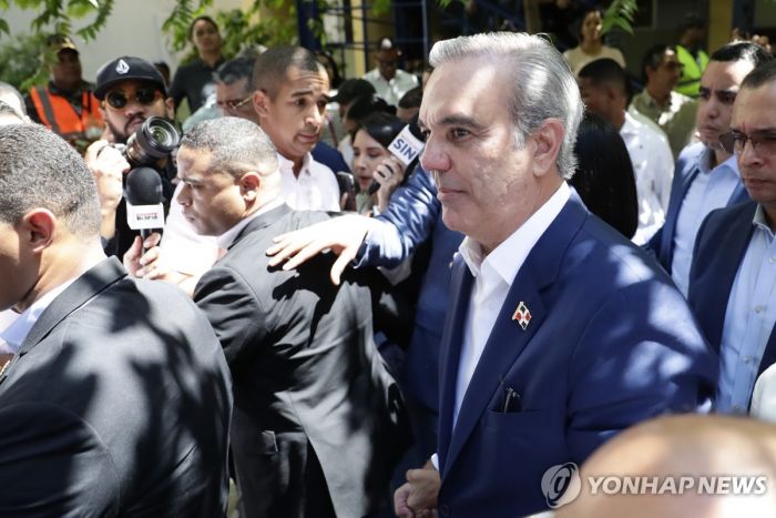 '아이티 이웃' 도미니카共 대선…치안강화 열망 속 연임 유력