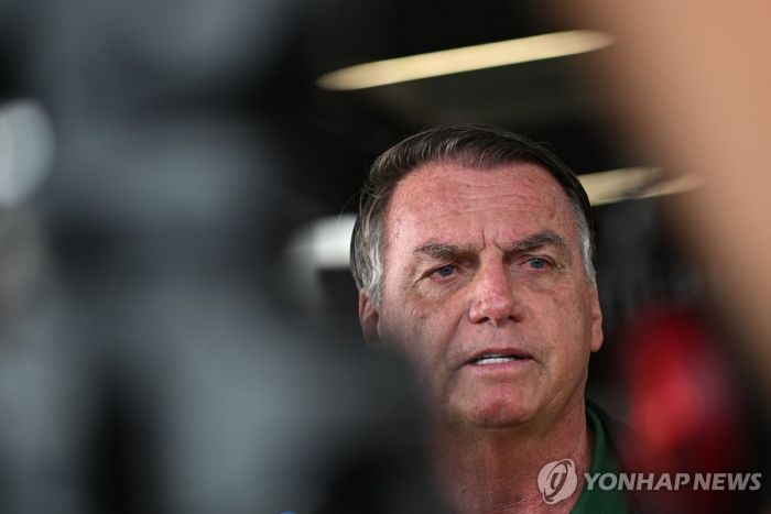 보우소나루 前 브라질 대통령, 쿠데타 모의 혐의로 법정에 서나