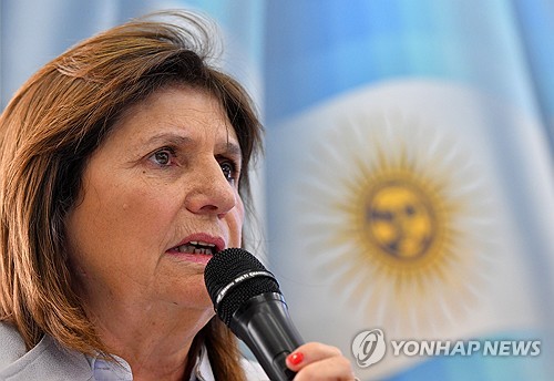 아르헨 대선 3위, '극우괴짜' 지지…위기심판 정권교체론 승부수