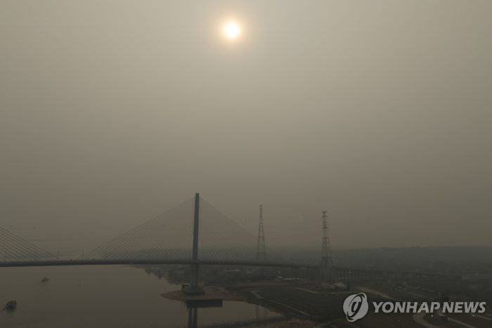 남미에선 '슬픈 경쟁 중'…극한 가뭄에 강 수위 연일 최저