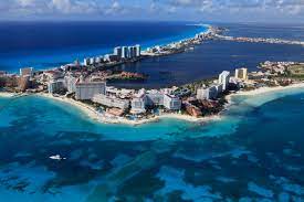 4 people found dead near a hotel in Cancun By Bert…