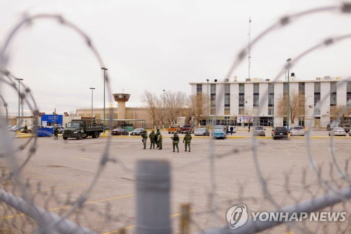 '괴한 총격·탈옥' 멕시코 교도소에 'VIP구역'…갱두목 호화생활