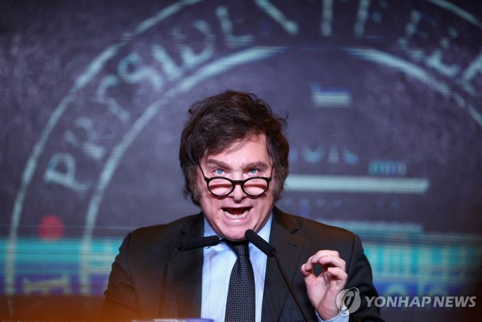 아르헨 '밀레이 시대' 개막…경제위기 극복 과제 속 대격변 예고(종합)