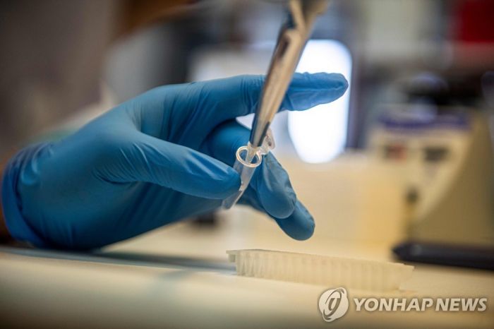 페루, 中 코로나 백신 임상에 신청자 몰려…10분만에 3천명 마감
