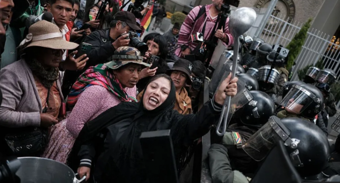 Bolivian president warns country at 'breaking poin…
