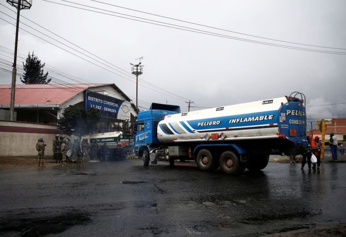 Bolivia looks to curb fuel smuggling with help of …