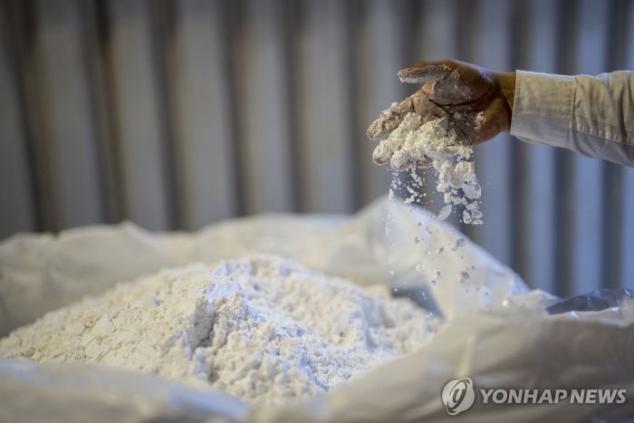 칠레 리튬 사업 '흥행 대박'…54개 기업 투자 경쟁 불붙었다