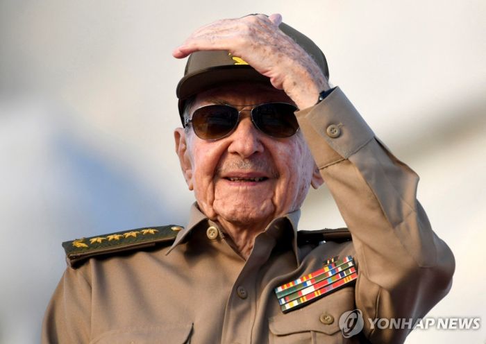 강화된 美 제재 직면 쿠바, 대규모 노동절 집회…혁명 의미 기려