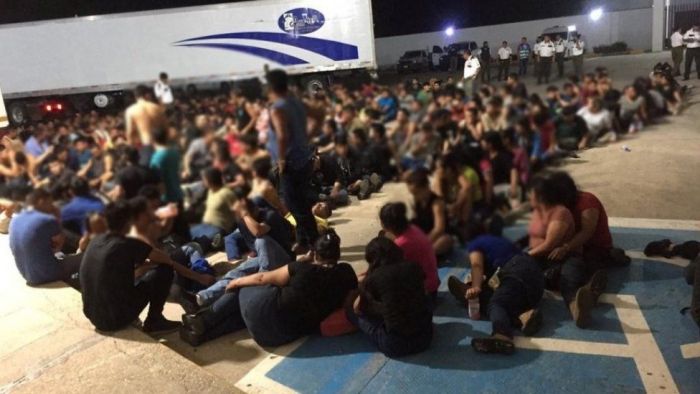 Mexico: More than 340 migrants found in truck trai…