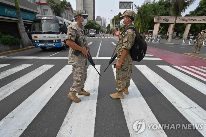 중남미 코로나19 확진자 1천명 육박, 가파른 상승세…봉쇄 강화
