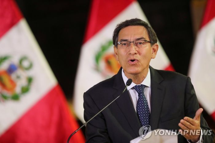 페루 대통령, 의회해산 선언…野, 대통령 직무정지 시도로 맞불(종합2보)