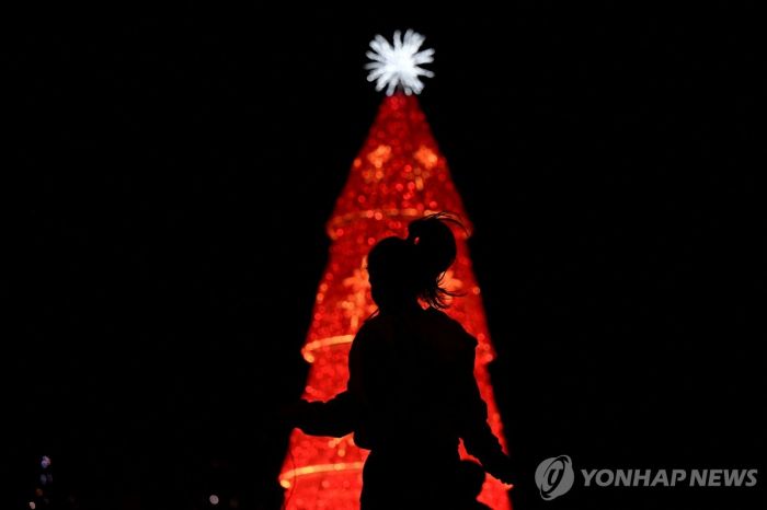대통령 지시로 맞은 베네수엘라 '성탄 시즌'…"거리 썰렁"