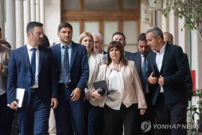 공포의 도시된 아르헨 '메시 고향'…어설픈 치안정책이 '화근'