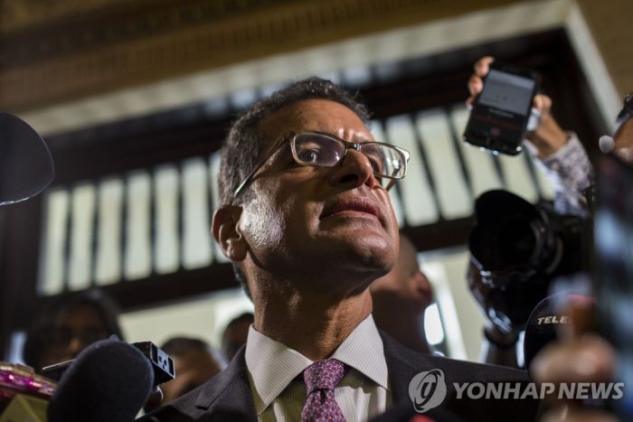 혼란의 푸에르토리코, 주지사 대행 여전히 '안갯속'