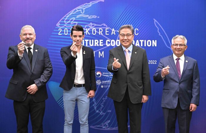 韓, 멕시코와 외교장관 회담서 "FTA 공식협상 조속 재개" 강조(종합)