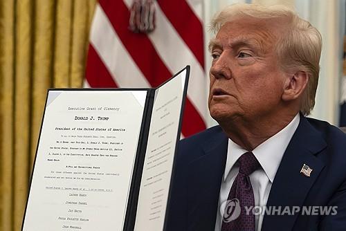 트럼프 "시진핑과 무역합의 가능…관세는 中을 압도하는 큰 힘"