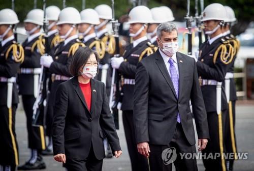 파라과이 대선은 '양안 대리전'…또 수교국 잃을까 대만 초조