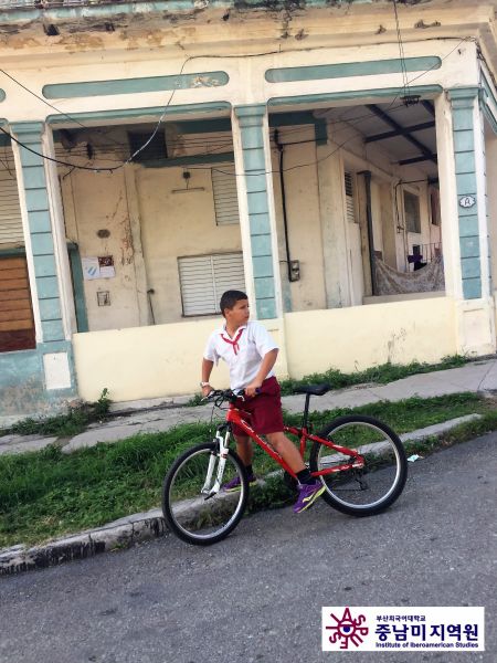 Vistas_de_La_Habana_2017_foto_Gerardo_Gomez_Michel_(28).jpg