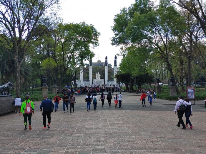 Bosque_de_Chapultepec_Mexico_City_(5).jpg